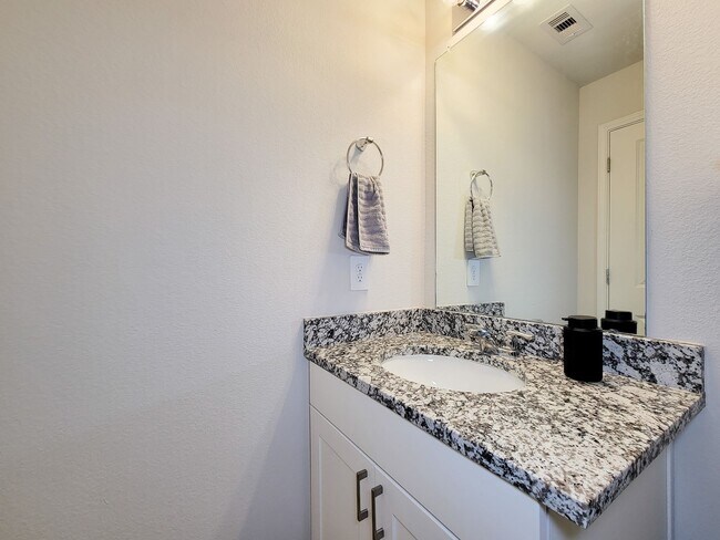 Building Photo - 2 Story Home in the Crown Point Community!...