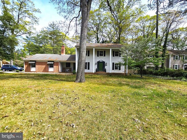 Building Photo - 1501 Woodland Rd