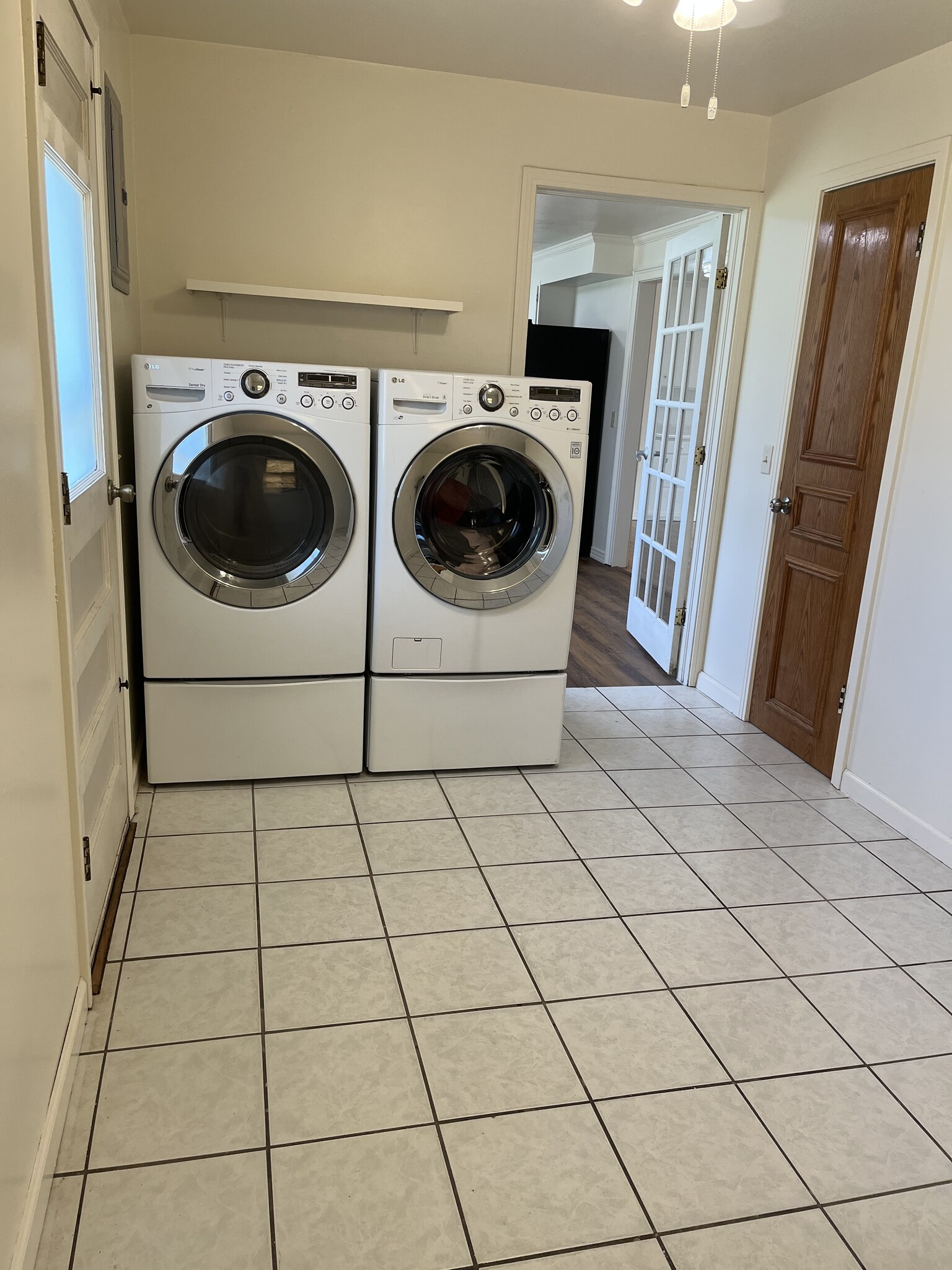 utility - 607 E Oklahoma Ave