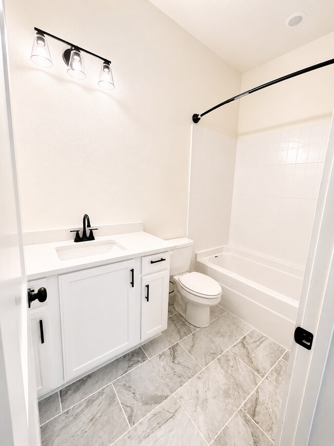 Building Photo - Michael Cole Townhomes