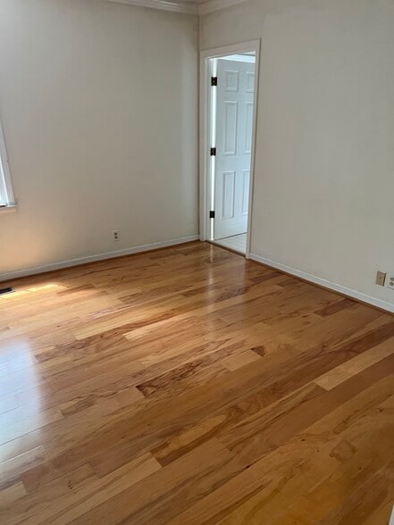 Second Bedroom - 108 St Charles Pl