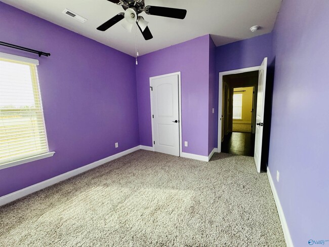 Building Photo - 26764 Mill Creek Dr