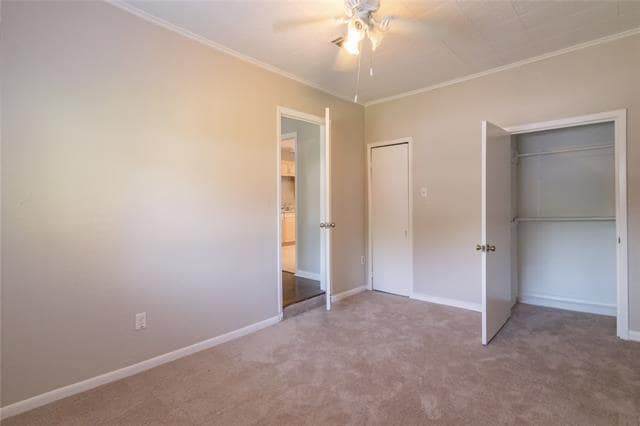 Building Photo - 2124 Fenwick Dr