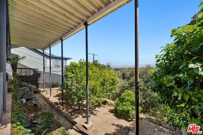 Building Photo - 11689 Picturesque Dr
