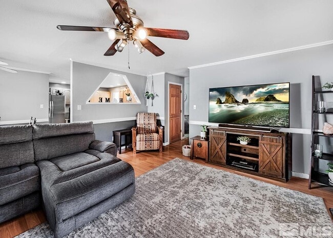 Building Photo - Immaculate Sparks Beauty