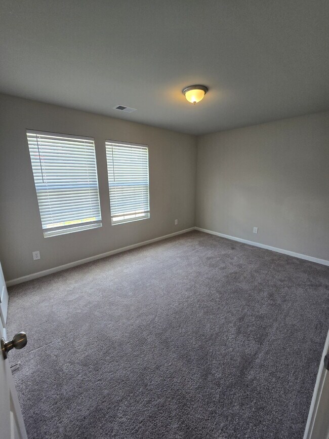 Building Photo - 1212 Christy Ct