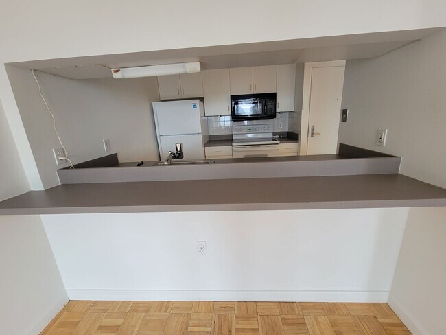 Building Photo - Studio Available Near North Quincy T With Parking