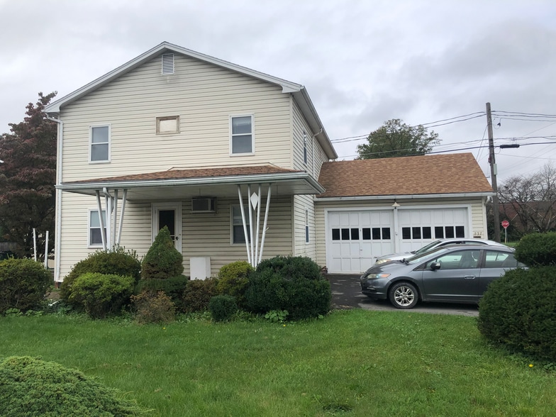 Building Photo - 537 N Derr Dr