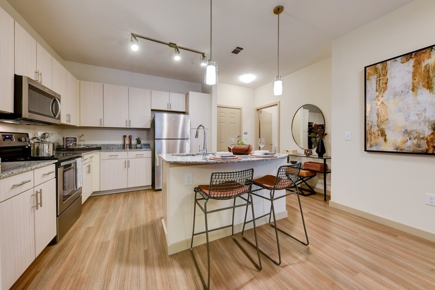 Dalian 151 10018 Ingram Rd San Antonio TX 78245 Apartment Finder