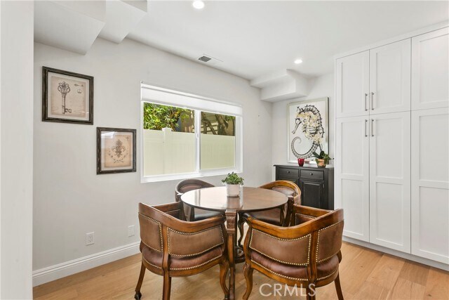 Building Photo - 711 Heliotrope Ave