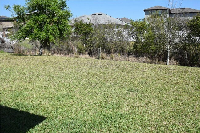 Building Photo - 2705 Carrickton Cir