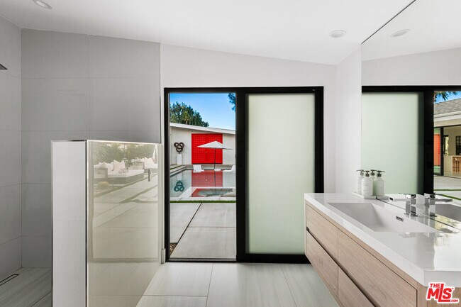 Building Photo - 49723 Ave Montero