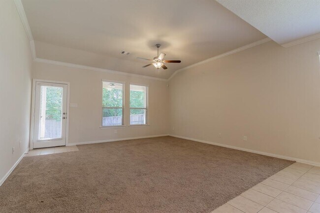 Building Photo - 5 Iris Arbor Ct