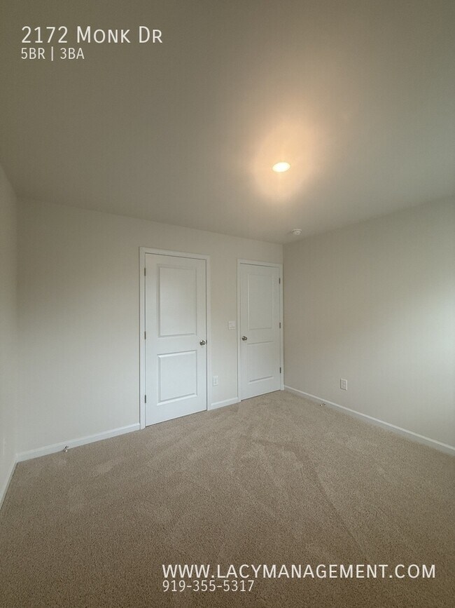 Building Photo - 2172 Monk Dr