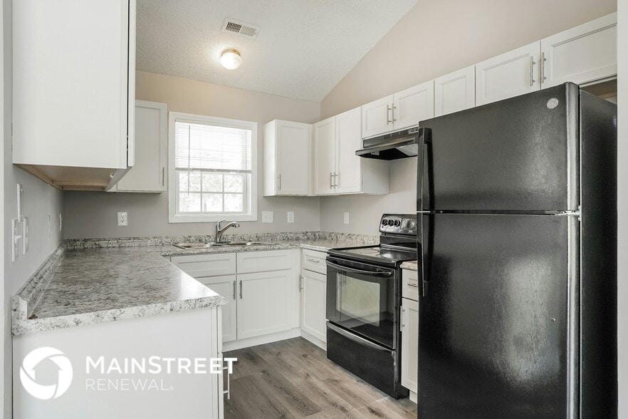 Building Photo - 5165 Julip Dr