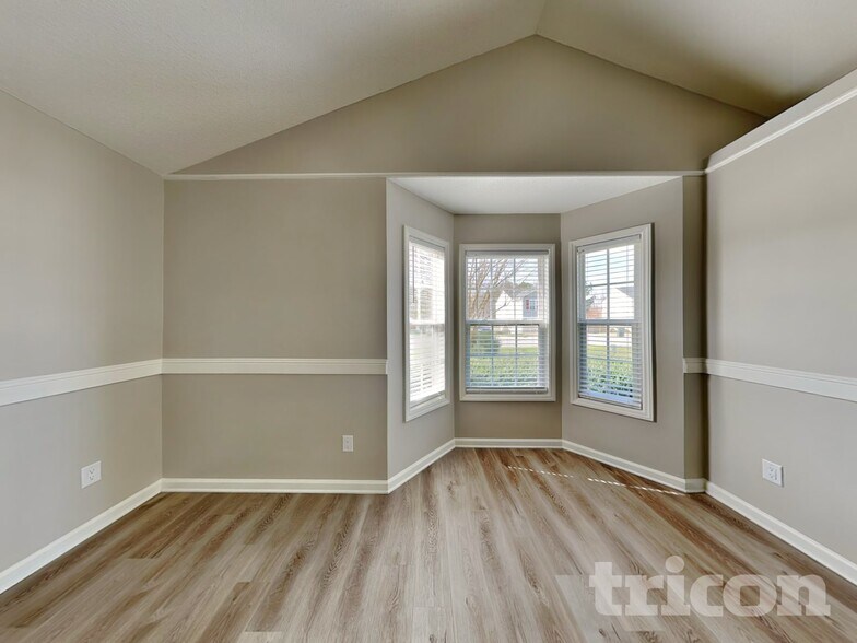 Building Photo - 5112 Limewood St