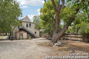 Building Photo - 531 W Gramercy Pl