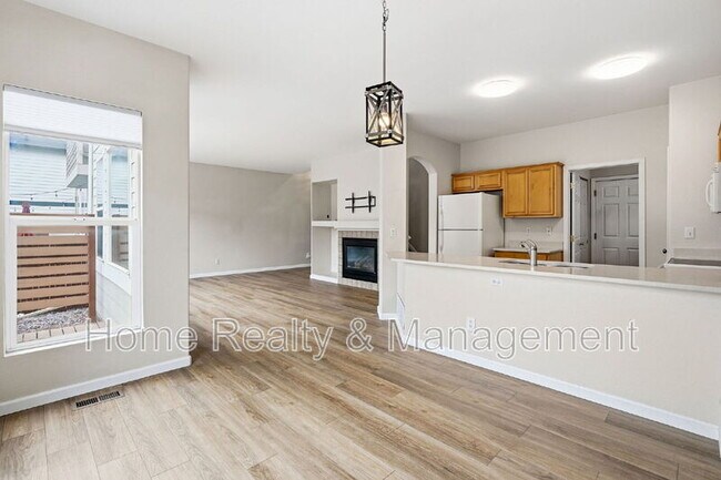 Building Photo - 5174 E 119th Way