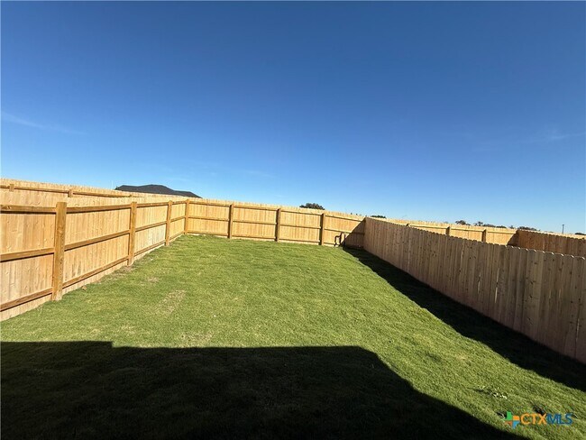 Building Photo - 9200 Prickly Ash Dr