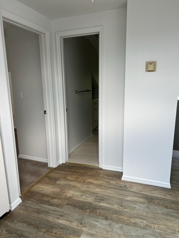 Building Photo - 18 Linden Pl