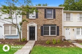 Building Photo - 2834 Lake Forest Dr