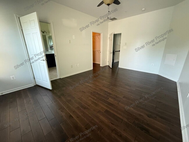 Building Photo - 951 Hall Station Dr