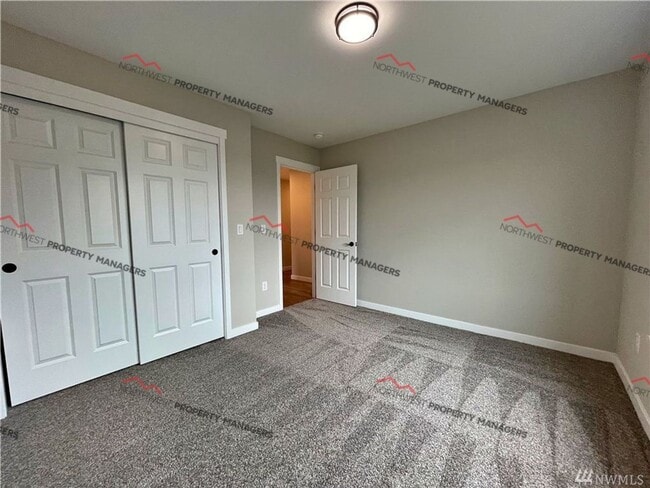 Building Photo - STATUS: *PENDING APPLICATION*   | R245B  |  $2095 + $100 FLAT RATE FOR W/S/G ** MOVE IN SPECIAL**