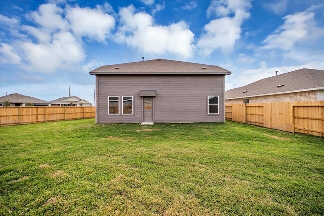 Building Photo - 26710 Willow Ln