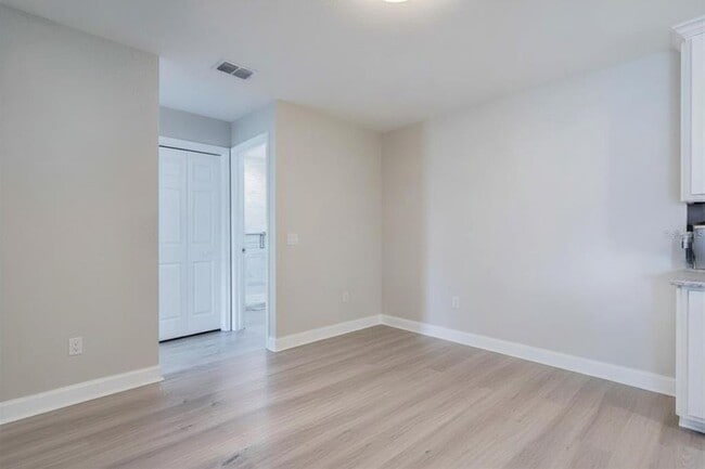 Building Photo - 2724 72nd St W