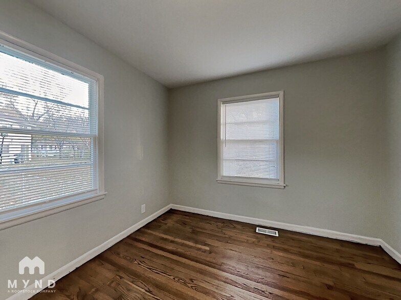 Building Photo - 1245 Rose Lynn Ln