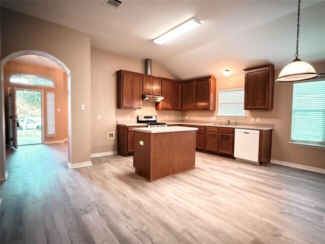 Building Photo - 1548 Tonia Loop