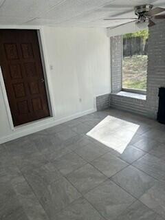 Building Photo - 3364 Wedgewood Dr