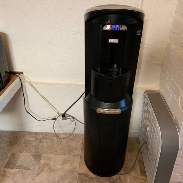 Building Photo - 11744 Archwood St