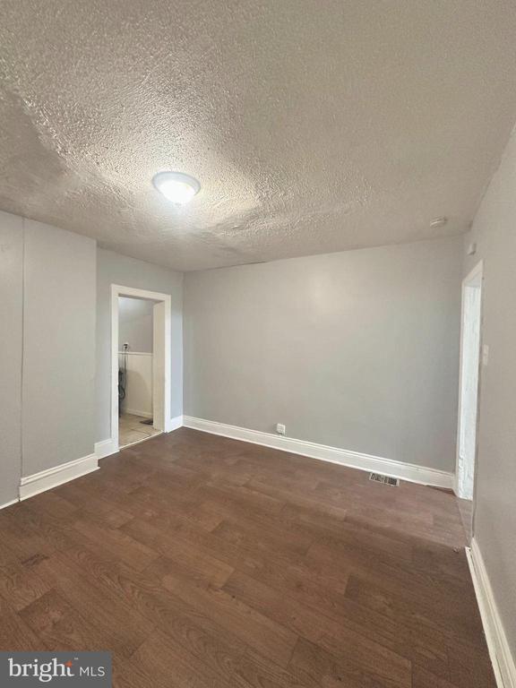 Building Photo - 30 Asbury St