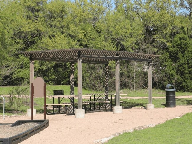 Building Photo - 11213 El Salido Pkwy