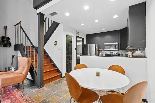 Building Photo - 4333 Bowser Ave