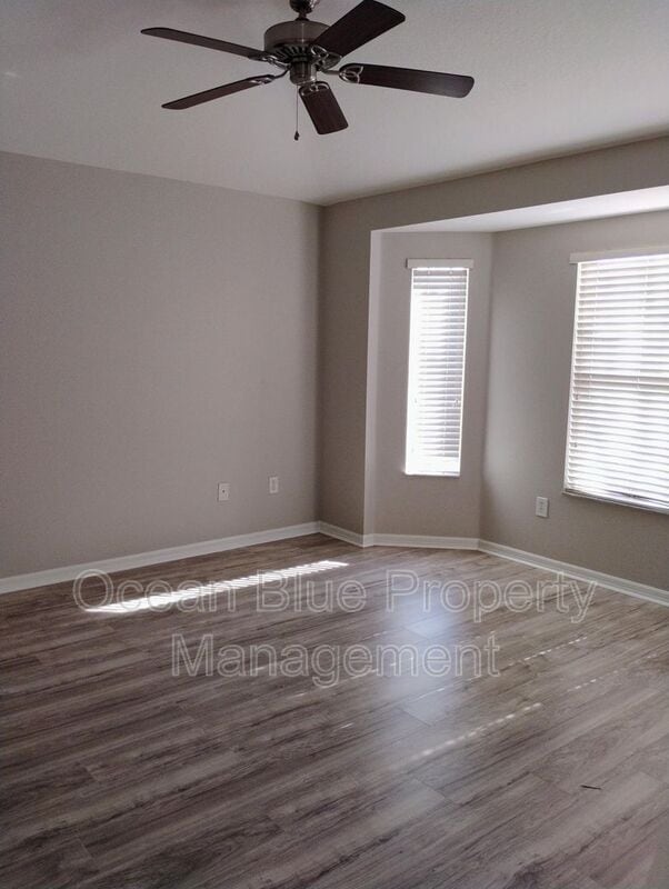 Building Photo - 18200 Cypress Bay Pkwy