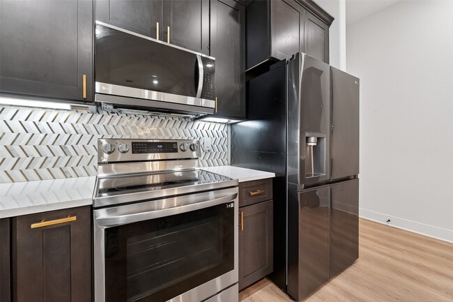 Building Photo - 6626 Highrock Rd