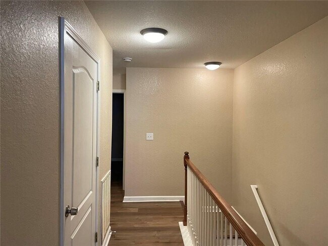 Building Photo - 5092 Windsor Forrest Ln