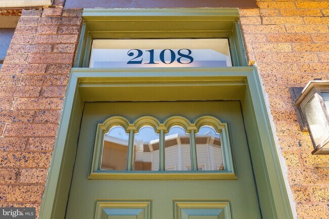 Primary Photo - 2108 S Garnet St