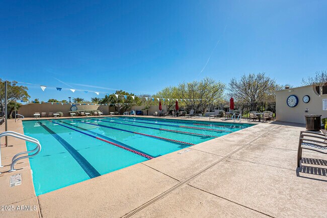 Building Photo - 3142 N Clanton St