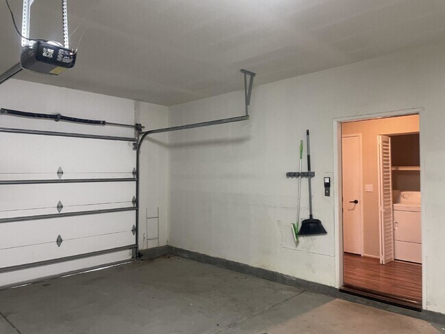 Building Photo - Long-term Rental