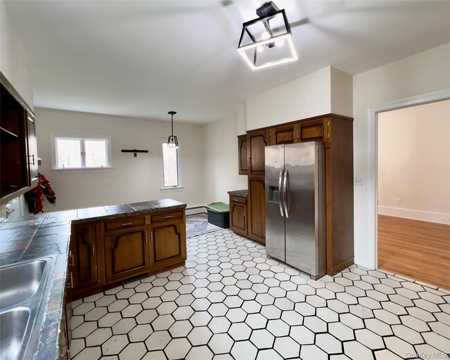 Building Photo - 85 Washington Rd