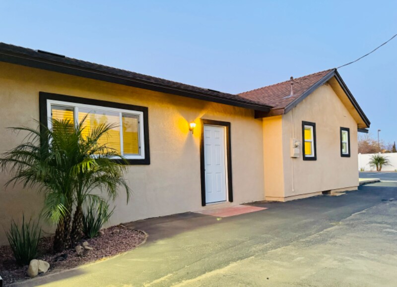 Building Photo - 7893 Sierra Ave.