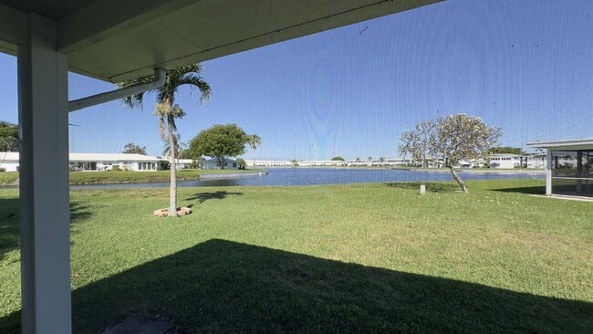 Building Photo - Lakefront 2BR Home in 55+ Leisureville Community