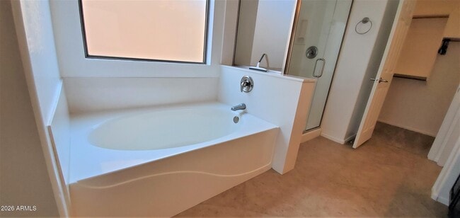 Building Photo - 4117 W Menadota Dr