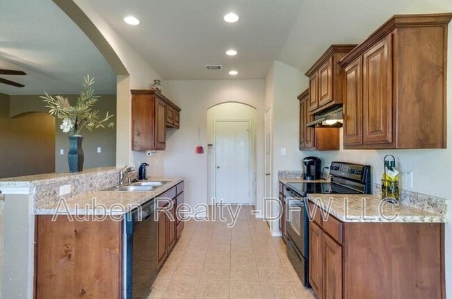 Building Photo - 4533 Wheatland Dr