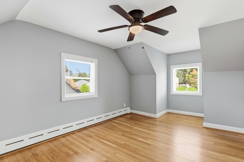 Building Photo - 4311 Kennison Ave