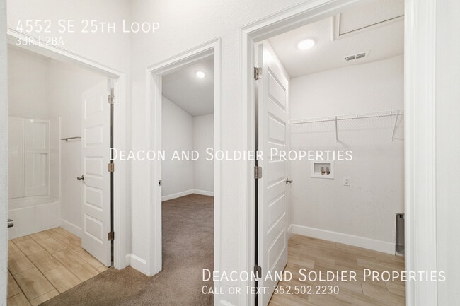 Building Photo - 4552 SE 25th Loop