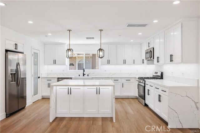 Building Photo - 1715 W 149th St